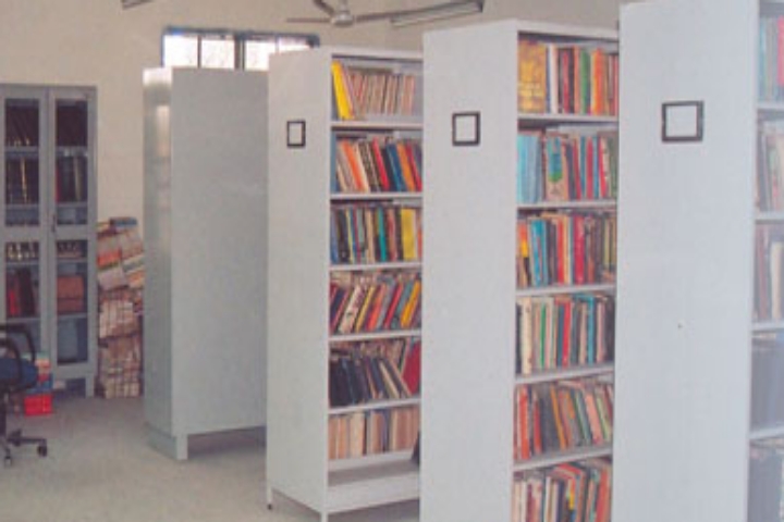 https://cache.careers360.mobi/media/colleges/social-media/media-gallery/18246/2019/12/27/Library of St Pauls Degree College Rajahmundry_Library.jpg